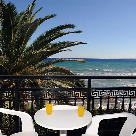 Argassi Beach Hotel ホテル